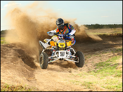 Duck Llloyd ATV Motocross