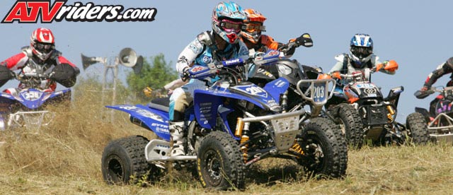 2007-07-tracice-cco-holeshot