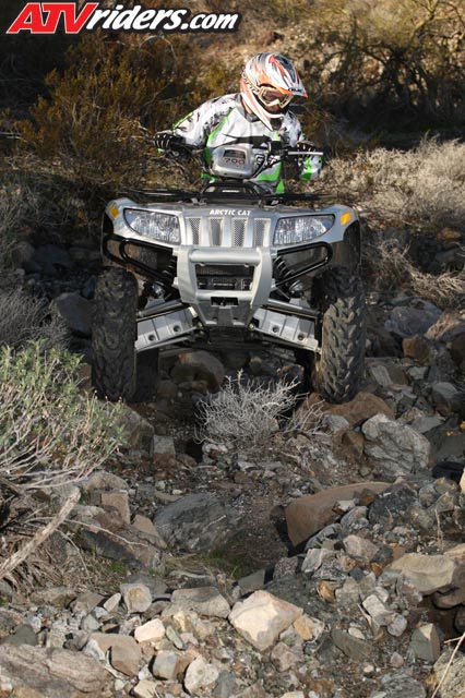 arctic-cat-atv-700-11