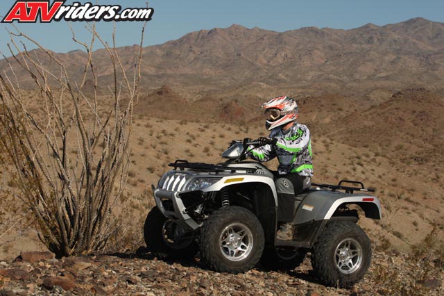 arctic-cat-atv-700-16