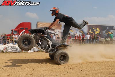 atv-wheelie-k-4876