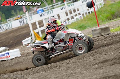 09-women-atv-6975