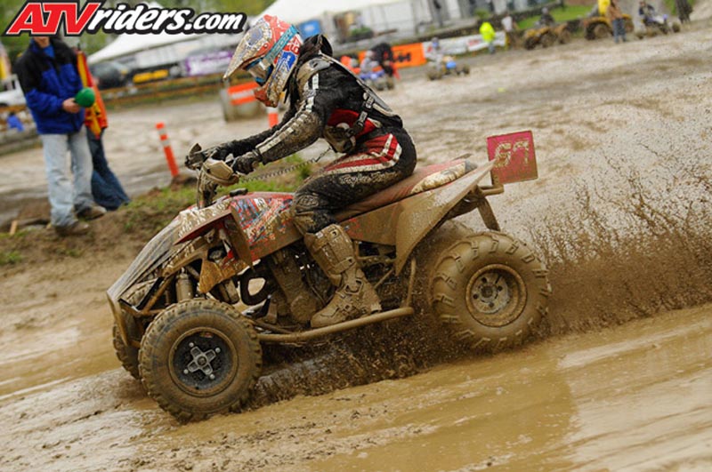 01-women-atv-6867
