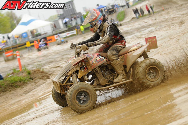 01-women-atv-6900