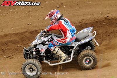 10-pro-moto-one-3105