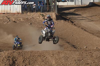 QUAD8196