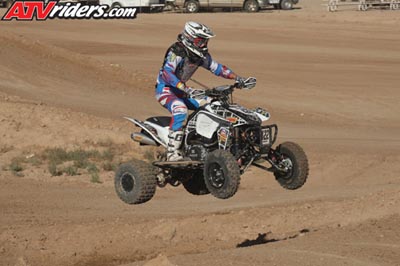 QUAD8211