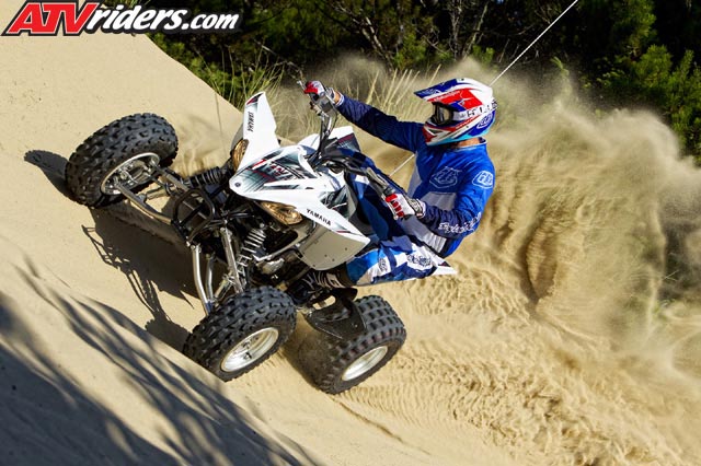 2012_YAM_YFZ450_ACP_17792