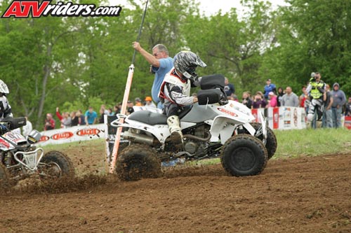 02-atv-3045