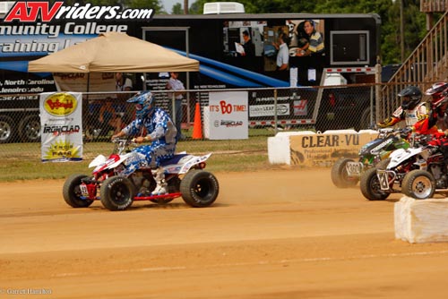 needt-01-amateur-8654