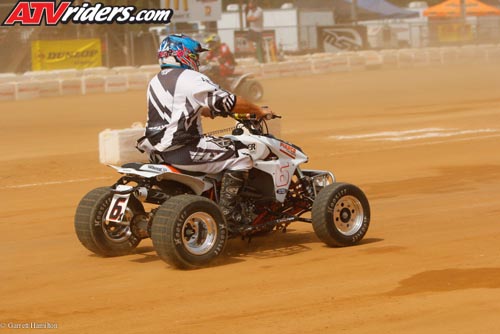 needt-01-amateur-8671