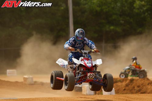 needt-01-amateur-8709