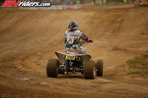 needt-04-atv-women-_JHP6323