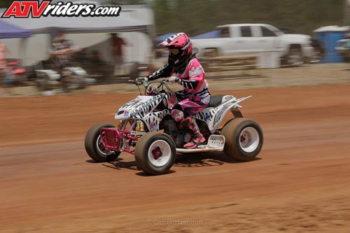 needt-racing-women-_JHP0064