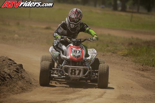 needt-racing-women-_JHP4399