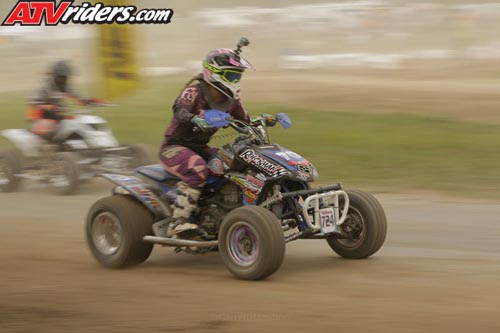 needt-racing-women-_JHP5814