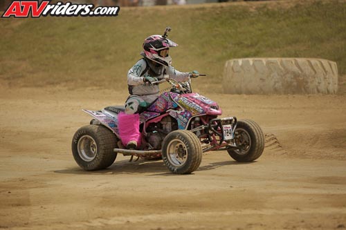 needt-racing-05-women-main-_JHP0397