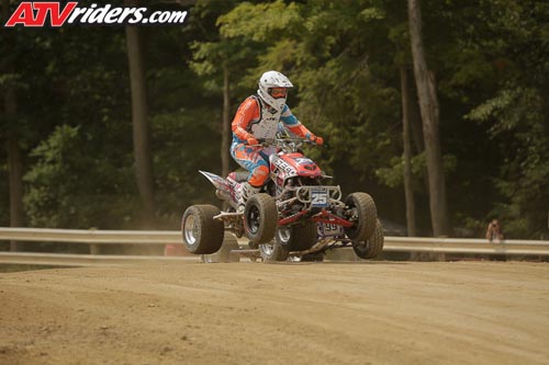 needt-racing-05-women-main-_JHP0406