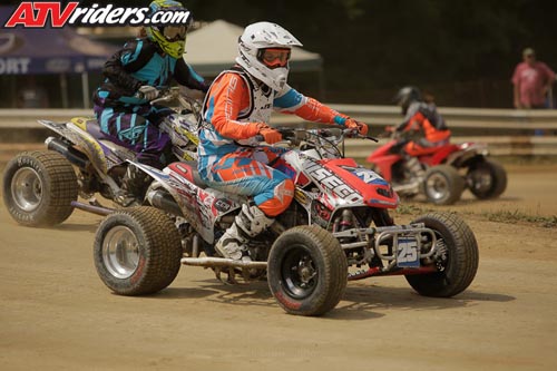 needt-racing-05-women-main-_JHP0408