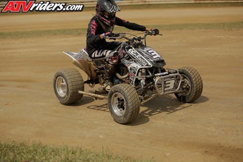 needt-racing-05-women-main-_JHP0430