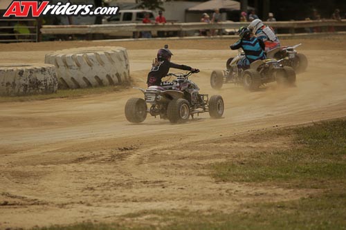 needt-racing-05-women-main-_JHP0432