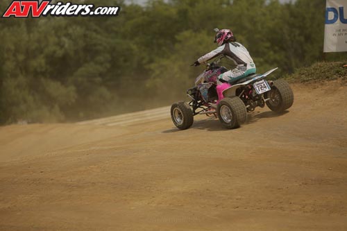 needt-racing-05-women-main-_JHP0437