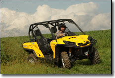 2011 CanAm Commander 1000 XT  SxS / UTV