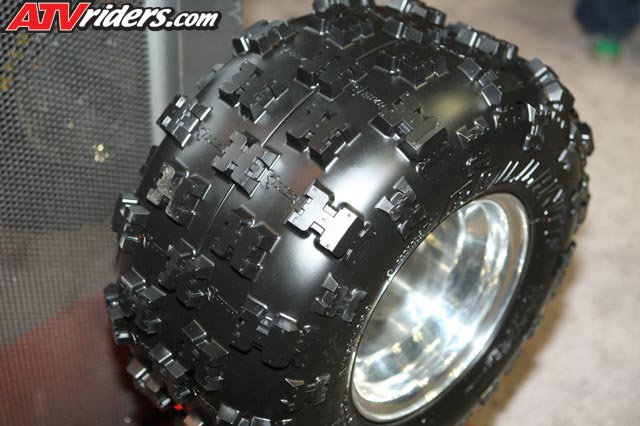 tires-maxxis-atv-razr-ballance-rear-radial